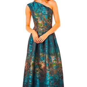 Kay Unger Gown - Size 18